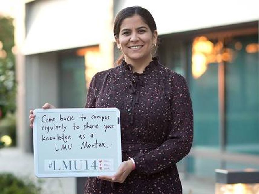 Blog Everybody’s free to wear sunscreen and use a hashtag